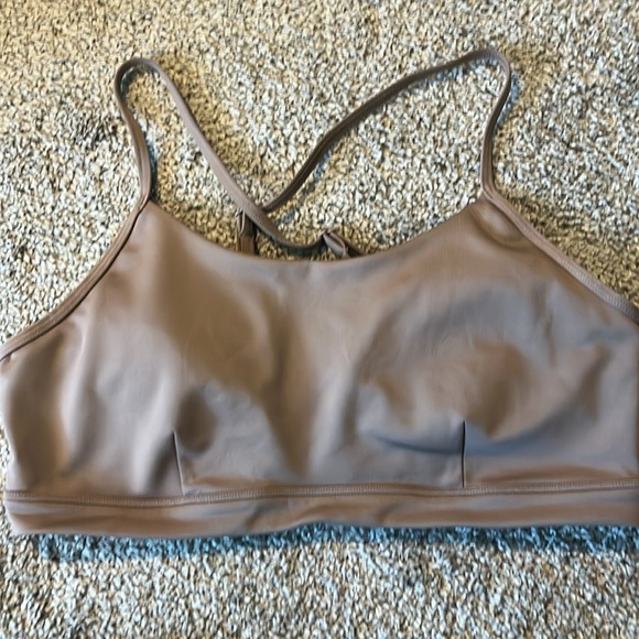 Alo Yoga Airlift Activewear Set - Picture 2 of 9